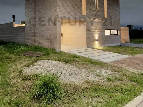 Casa en Venta 1 año