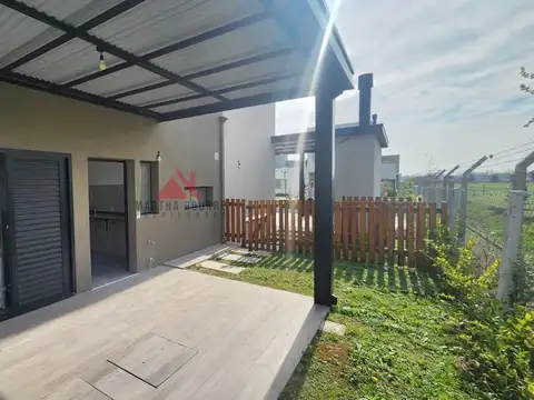 Casa 5 ambientes con 3 baños