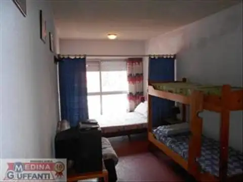 Av Costanera 2800, Piso 4