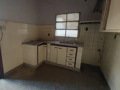 Depto Tipo Casa en Venta en Valentín Alsina, USD 45.000