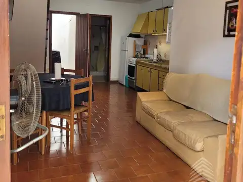Depto Tipo Casa 3 ambientes con 1 baño