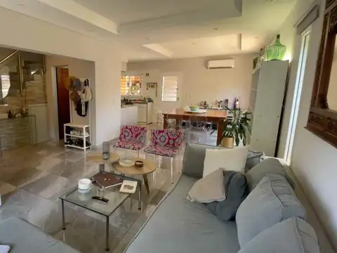 VENTA PH 4 AMB. PATIO/COCH  AP CRED. -V. ADELINA