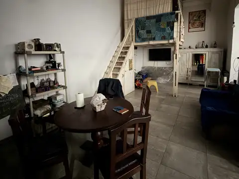 Depto Tipo Casa en Venta de 3 ambientes