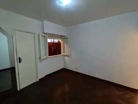 Departamento en Alquiler en Flores, $ 450.000