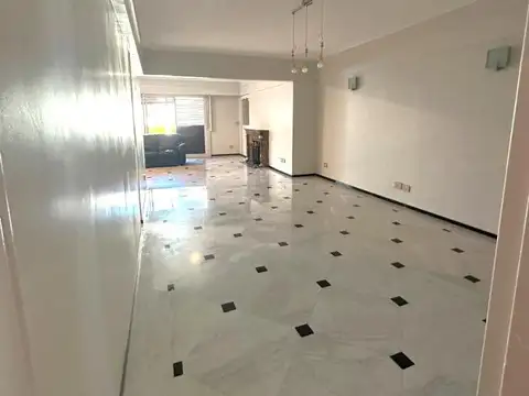 Departamento 4 ambientes con 4 baños
