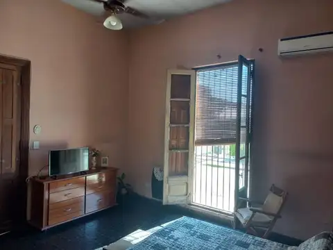 Casa 6 ambientes con 3 baños