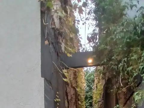 Depto Tipo Casa en Venta 40 años