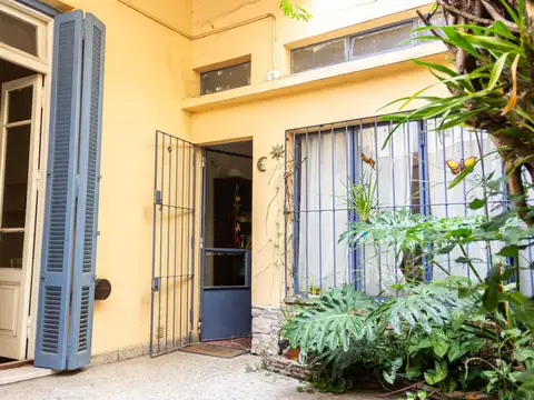 Depto Tipo Casa en Venta de 5 ambientes