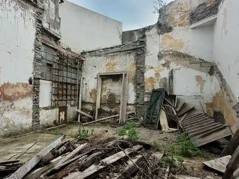Lote terreno en Lanús Oeste - Excelente ubicación
