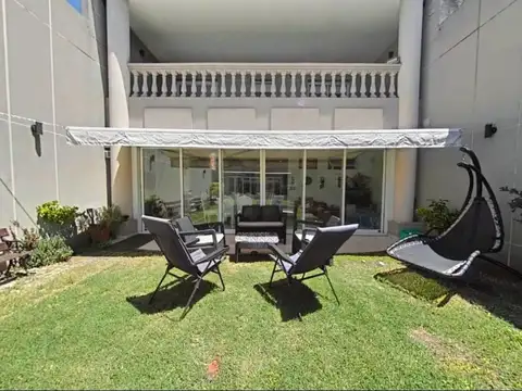 VENTA CASA AVELLANEDA 6 AMBIENTES QUINCHO PARQUE P