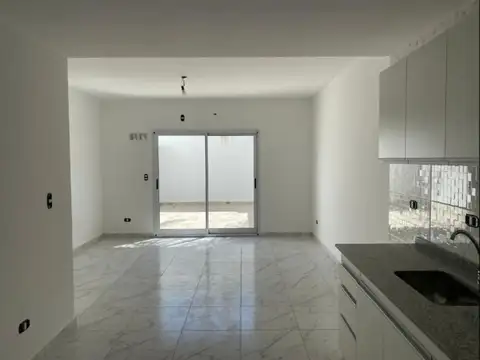 Departamento en Venta en Villa Luzuriaga, USD 87.900