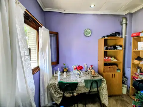 Casa 4 ambientes con 1 baño