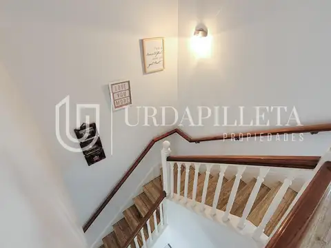 Casa en venta con renta  en La Lomada de Pilar