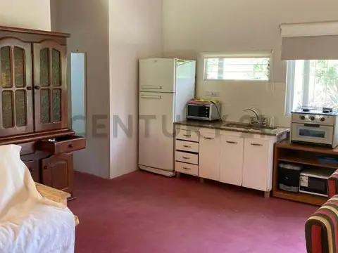 142 e/ 1 bis y 5 , Piso 0