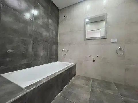 Duplex en Ituzaingo Norte.