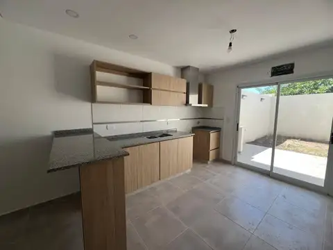 Depto Tipo Casa en Venta de 2 dormitorios