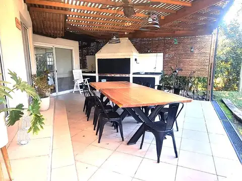 Casa en Venta en Pilar, USD 275.000