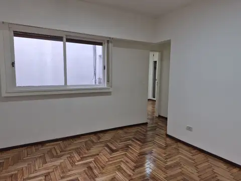 Cocina y baño completos ,Pisos plastificados