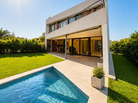 Casa en Venta en Ayres Plaza, USD 610.000