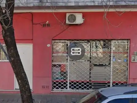 LOCAL EN ALQ LUMINOSO