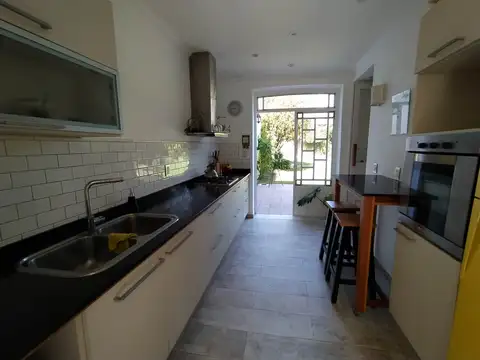 Casa en Alquiler de 4 dormitorios