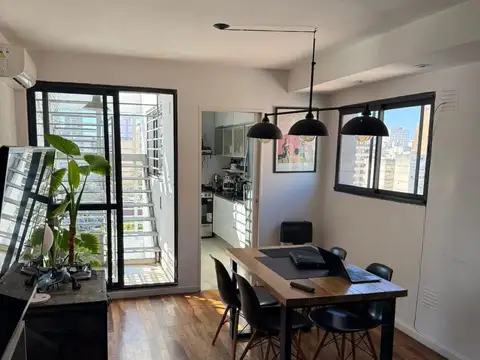 Departamento piso exclusivo de 1 Dormitorio con Terraza y parrilla Zona Río