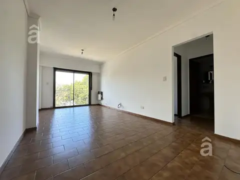 Belgrano al 4000 entre Liniers y 18 de Diciembre