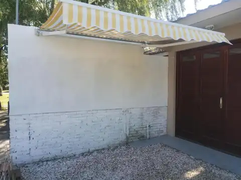 Casa en alquiler temporario - 2 Dormitorios 1 Baño - Santa Clara del Mar