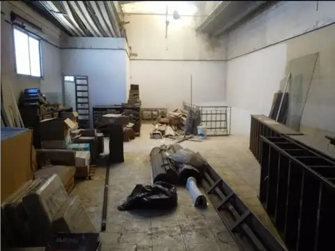 Galpon en Venta 11  mts Fondo