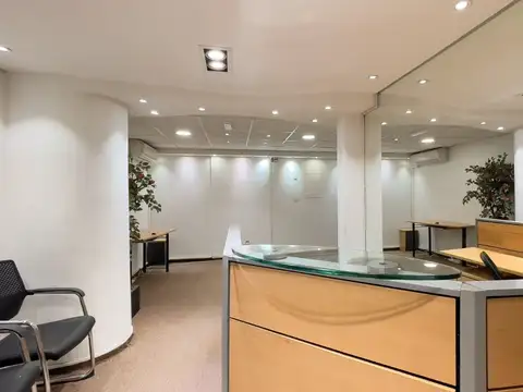 Venta Oficina en Torre Libertad sobre 18 de julio, Centro