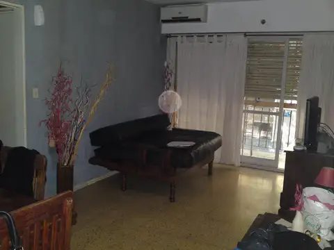 Departamento en Alquiler en Villa Santa Rita, $ 600.000