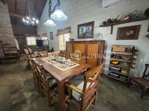 Casa en Venta en Castelar, USD 189.000