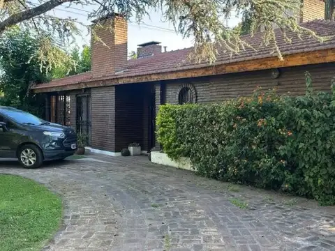 Casa en Alquiler de 4 dormitorios