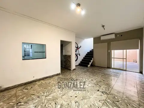 Depto Tipo Casa en Venta en Liniers, USD 185.000