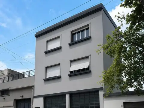 Local en Venta en Villa Luro, USD 350.000