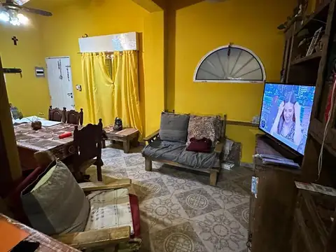 Depto Tipo Casa en Venta en General San Martin, USD 140.000