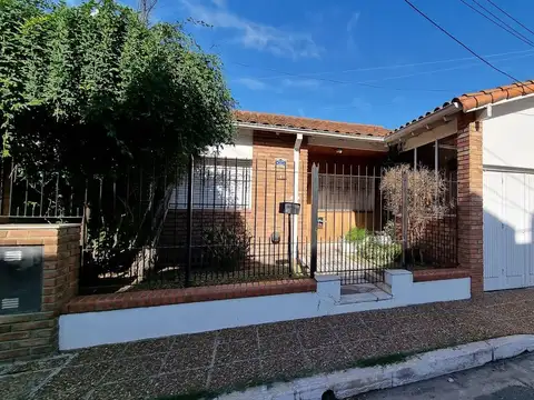 Casa en alquiler Quilmes