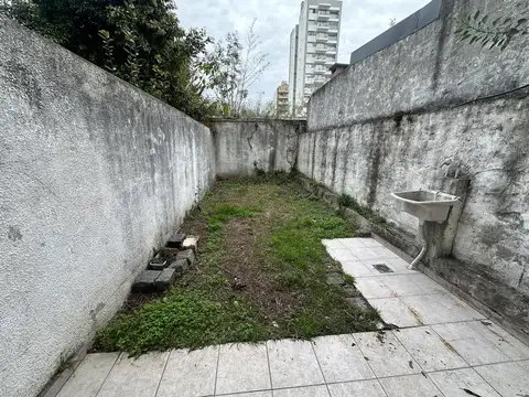 DEPARTAMENTO EN VENTA EN LA PLATA - 1 DORMITORIO Y PATIO