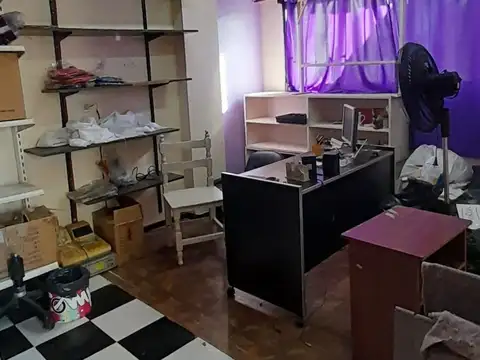 Oficina en Alquiler en Morón, $ 280.000