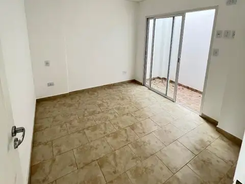 Del Valle Iberlucea 5200