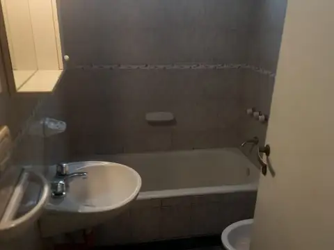 Departamento en Alquiler al Este