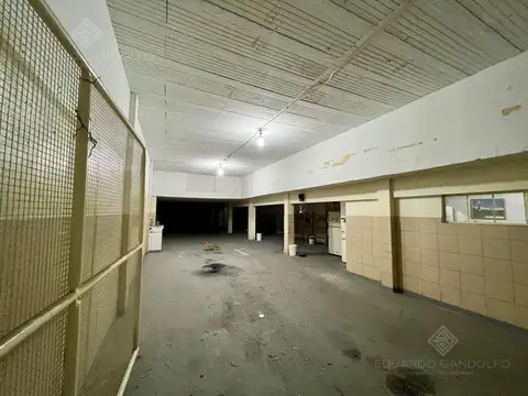 Galpon en Alquiler 26  mts Fondo