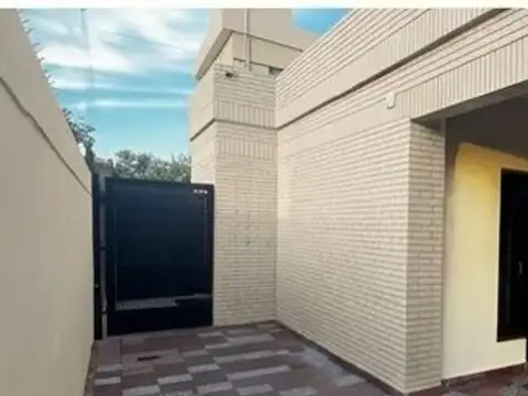 CASA MULTIFAMILIAR CON GRAN POTENCIAL (3 UNIDADES)