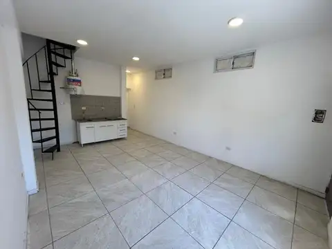 VENTA PH AL FRENTE MONOAMBIENTE SAN JUAN TERRAZA