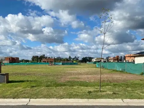 Excelente Terreno interno en Vila Marina 1