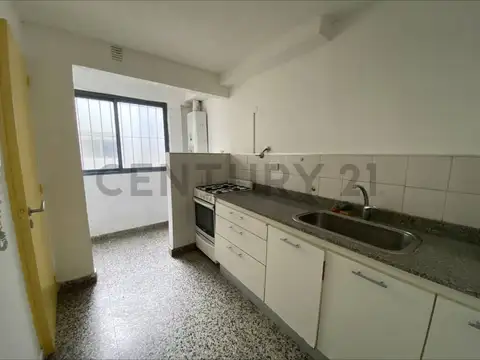 66 entre 5 y 6 500, Piso 0