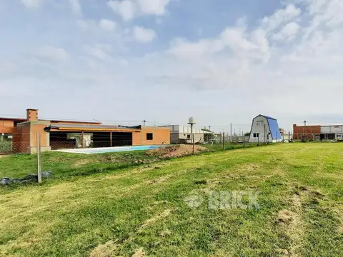 Terreno en Venta 27  mts Fondo