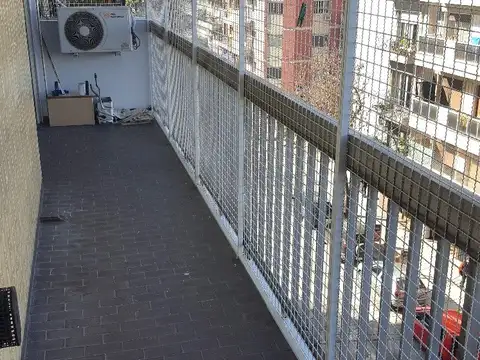 Balcón al Frente. Comedor Diario ó ESCRITORIO (3er.DORMITORIO)