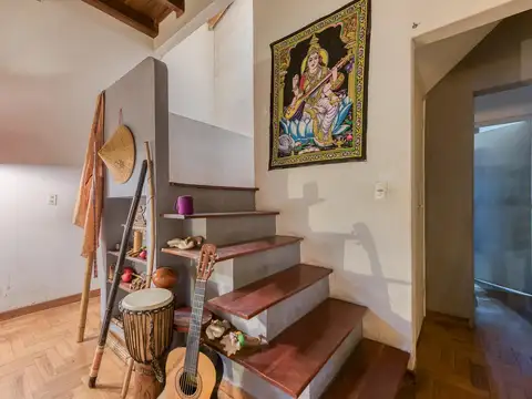 Casa 6 ambientes con 3 baños