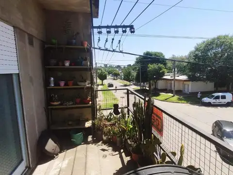 Laprida 100